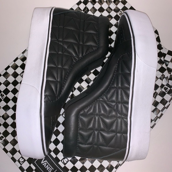 NWB Vans x Karl Lagerfeld SK8-Hi Laceless Black - Picture 6 of 8